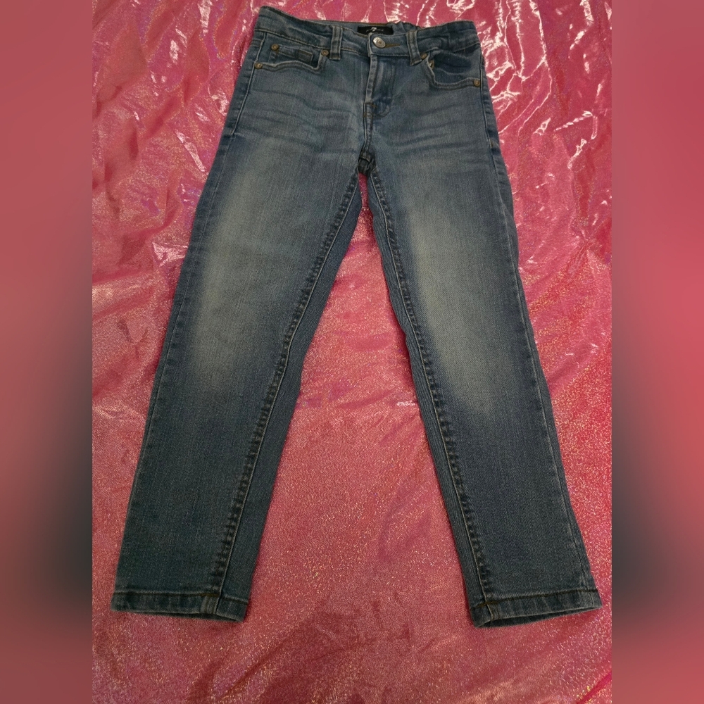 7 For All Mankind Girl's Capri jeans size 7! Like New!
